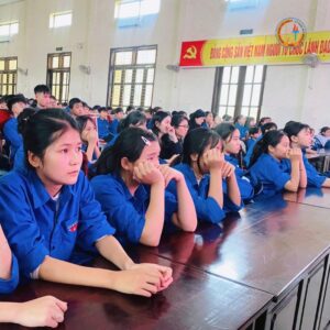hinh anh hoat dong tai truong trung cap bac nghe an slider (10)
