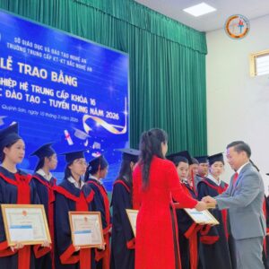 hinh anh hoat dong tai truong trung cap bac nghe an slider (29)